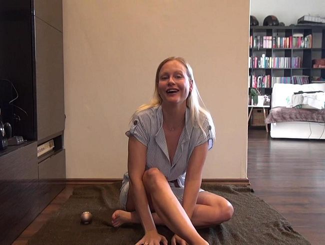 blondehexe Porno Video: Die geile Squirt Wette! ;)