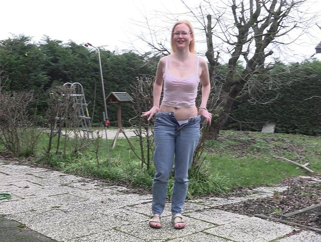 blondehexe Porno Video: Kurzer pi**i