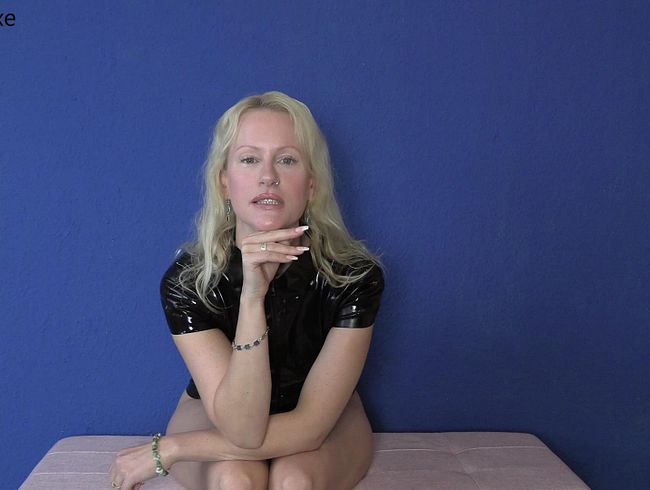 blondehexe Porno Video: Latex Domina lässt Dich wi**sen