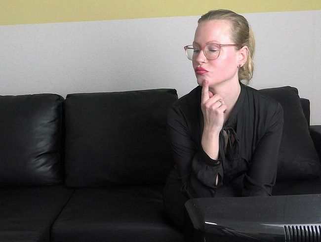 blondehexe Porno Video: Nylongeiler Chef nimmt mich im Büro richtig ran!