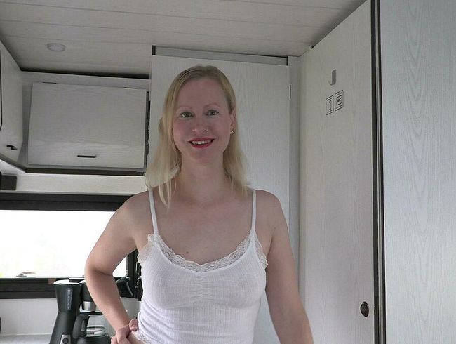 blondehexe Porno Video: POV fi** im Wohnmobil! HOFFENTLICH HAT DAS KEINER BEMERKT!