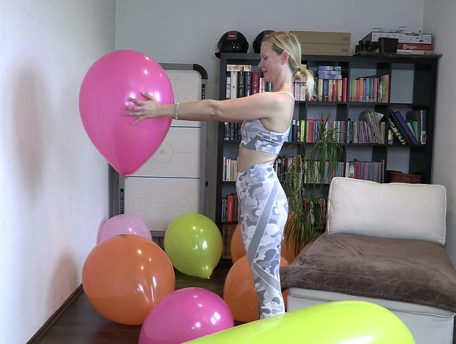 blondehexe Porno Video: Spaß und Sport mit Luftballons