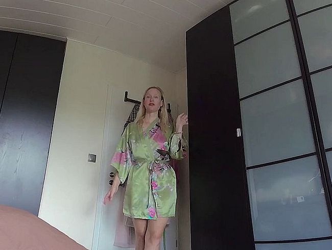 blondehexe Porno Video: Sukkubus saugt Dich aus