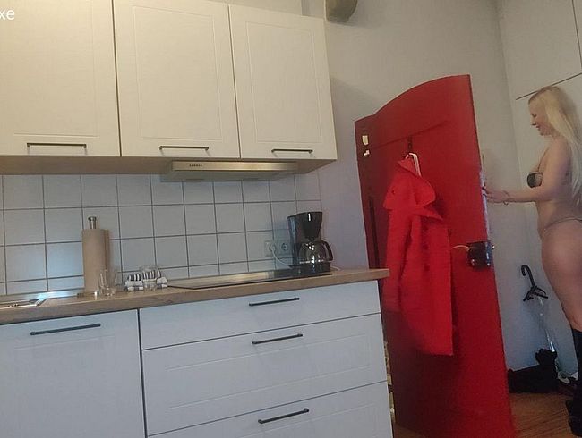 blondehexe Porno Video: Wenn der Postmann 2x... VERars**T???